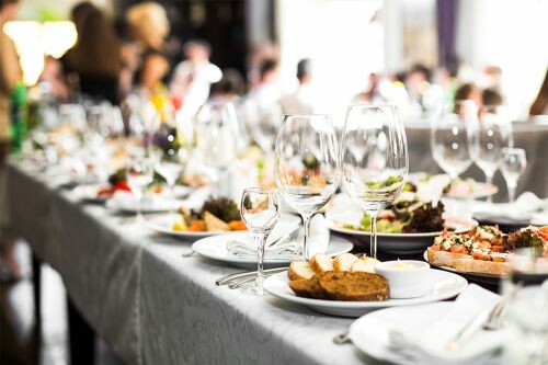 تهیه غذا و کترینگ