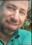 علیرضا قائدشرفی